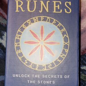 Runes: Unlock the Secrets of the Stones Beginners Kit